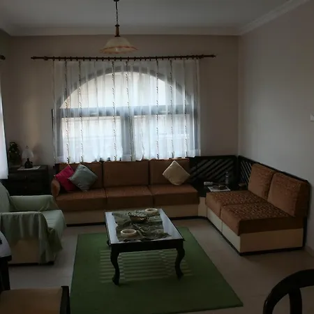 فيلة Beray *